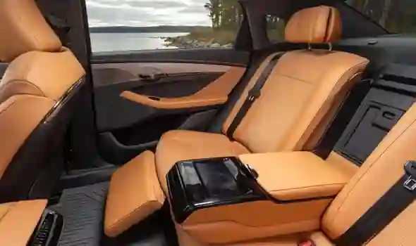 Новость VOYAH (НА ПУСТОМ БАКЕ. МЫ ИСПЫТАЛИ НОВЫЙ VOYAH PASSION EVR РОССИЙСКОЙ СБОРКИ)